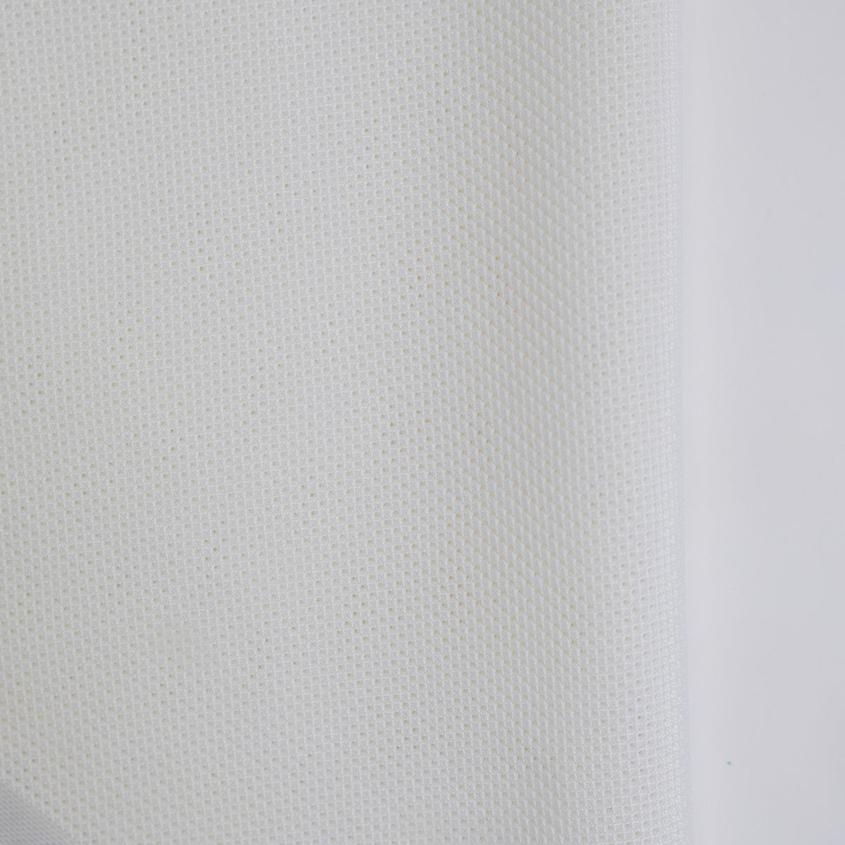 GolfBays Close Knit Baffle Golf Simulator Impact Screen